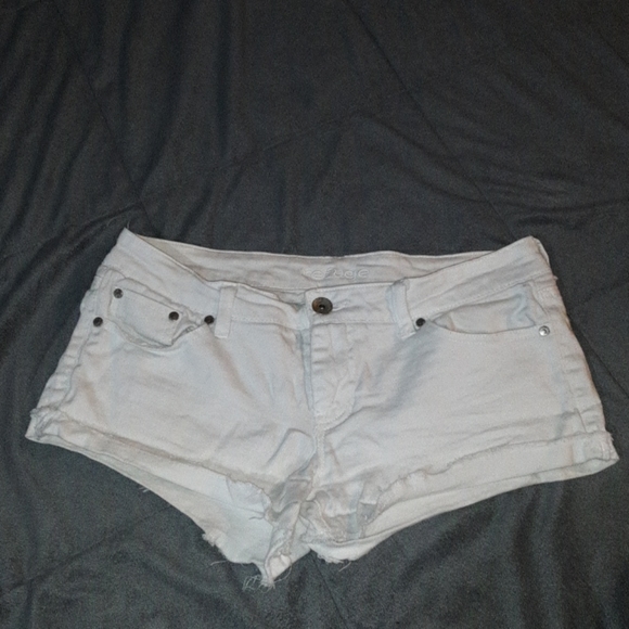 refuge Pants - Refuge womens 8 white shortie denim shorts